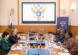 В Минобрнауки России обсудили образовательное и научное сотрудничество с Зимбабве