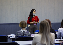 Успешные женщины рассказали школьницам Санкт-Петербурга о возможностях в сфере ΙΤ и кибербезопасности