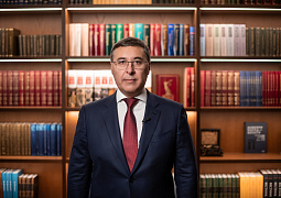 Валерий Фальков поздравил математиков с профессиональным праздником