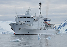 Плавучие университеты отправятся изучать Арктику